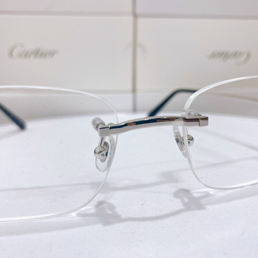 Gọng Cartier T8101059 Chính Hãng Giá Bao Nhiêu?